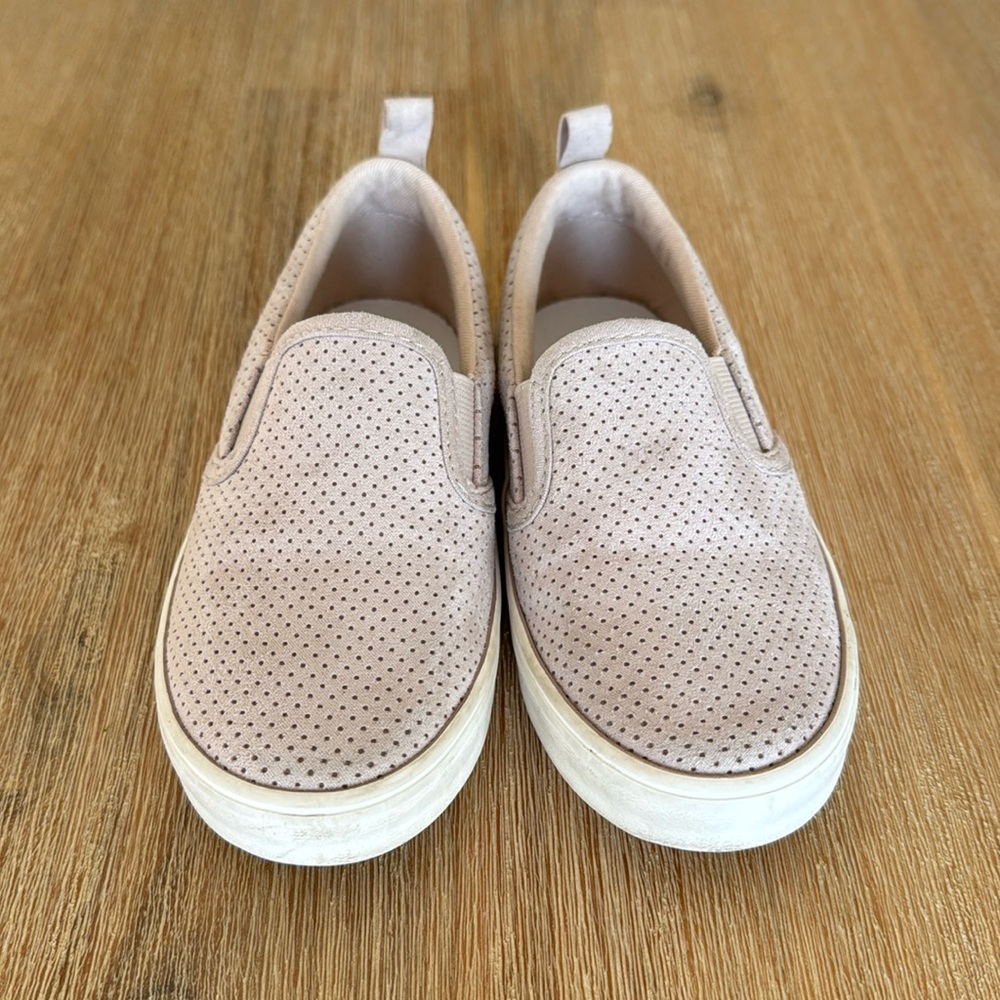 Old Navy Slip On Sneakers 8T